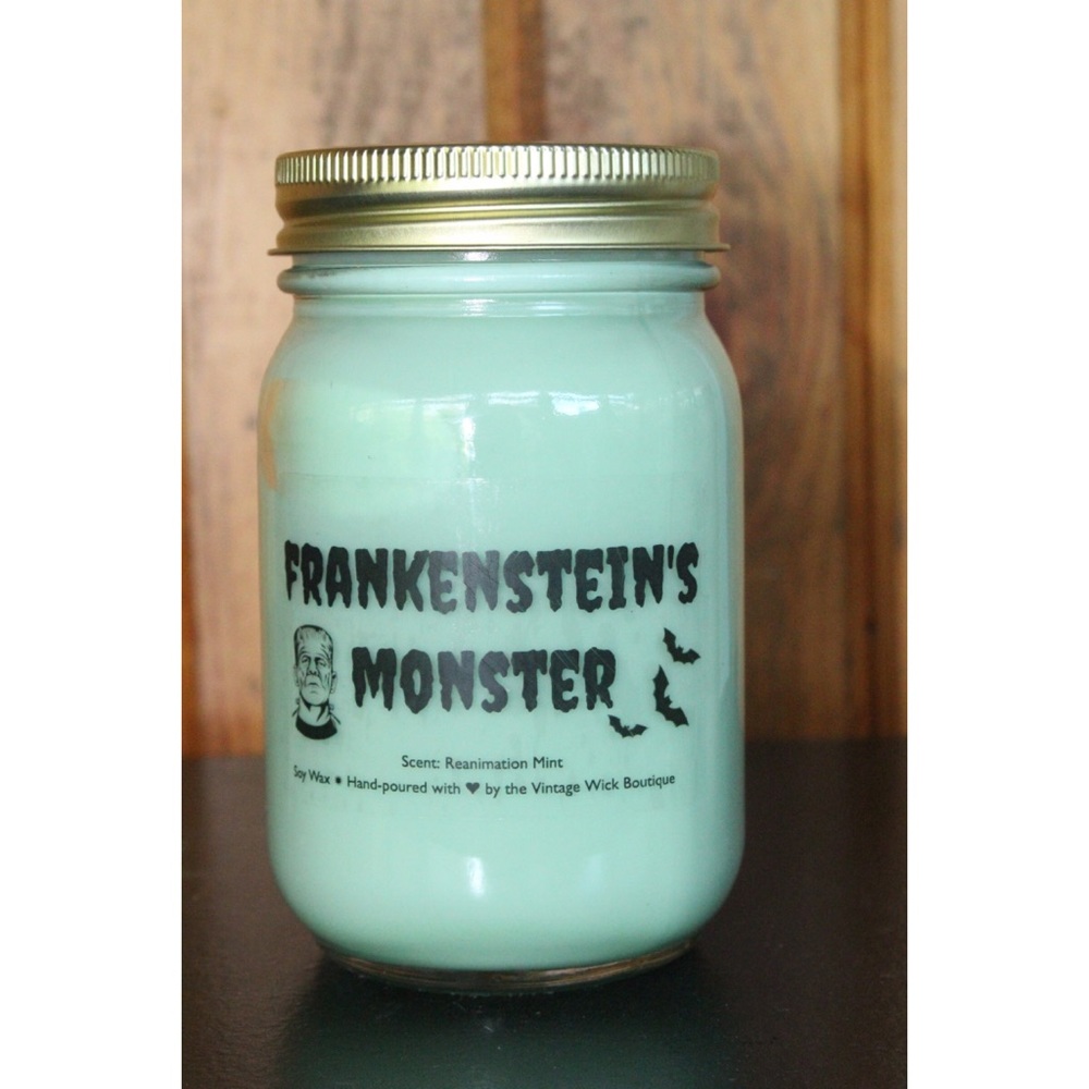 “Frankenstein’s monster” 16oz soy wax candle - Picture 1 of 3